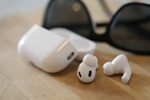 Airpods Pro 2nd Generation ANC With Silicon cover & Lanyard
